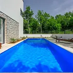 Luce * Grižane