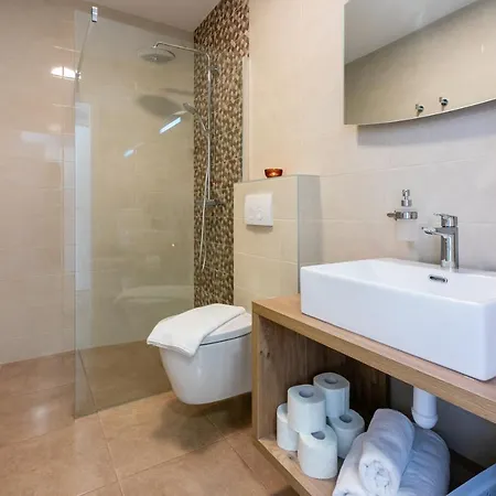 וילה Luce Grižane