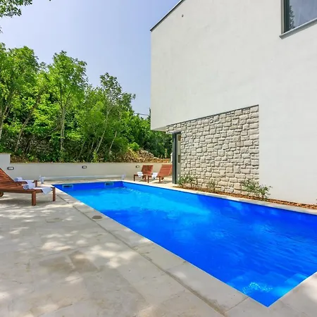 וילה Luce Grižane